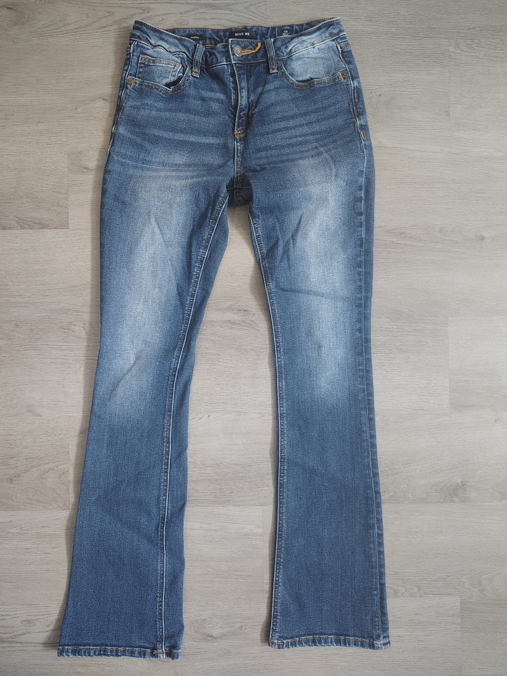 Miss Me Mid-Rise Skinny Bootcut Jeans - Faded Blue Size 28 Waist - 27 Inches